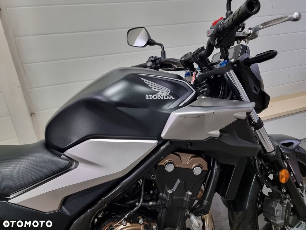 Honda CB - 4