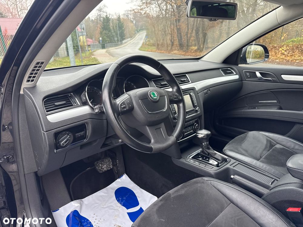 Skoda Superb 3.6 FSI 4x4 Platinum DSG - 10