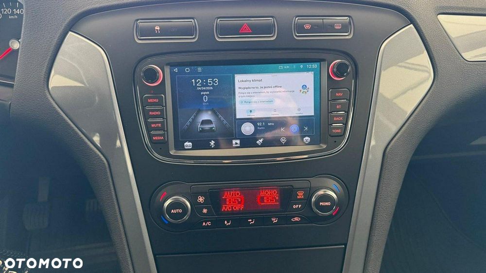 Ford Mondeo - 36