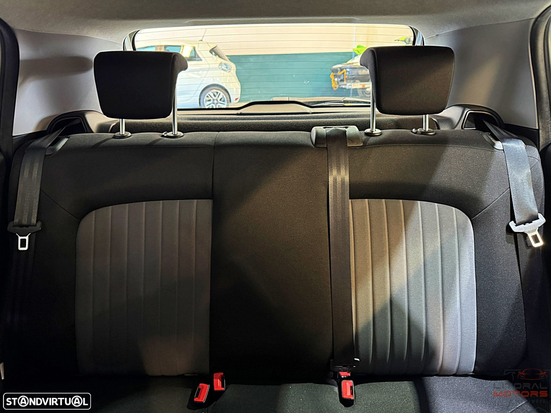 Fiat Punto 1.2 Lounge S&S - 29