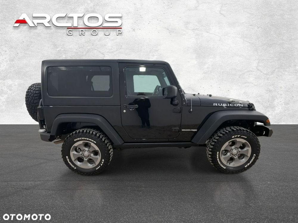 Jeep Wrangler - 5