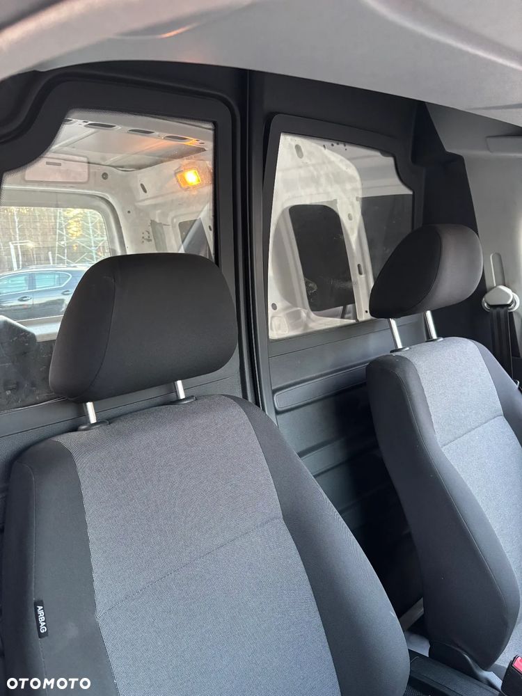 Volkswagen CADDY - 12