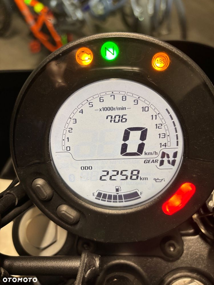 Kawasaki Eliminator 500 - 7