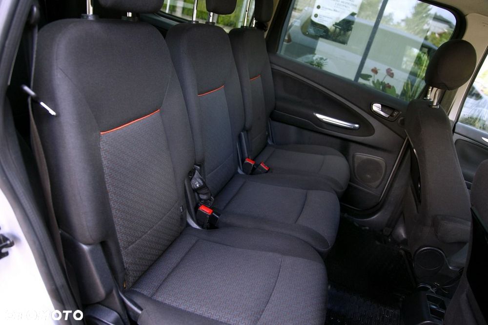 Ford Galaxy 2.0 TDCi Ambiente - 15