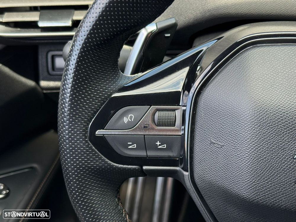 Peugeot 5008 1.5 BlueHDi GT EAT8 - 37