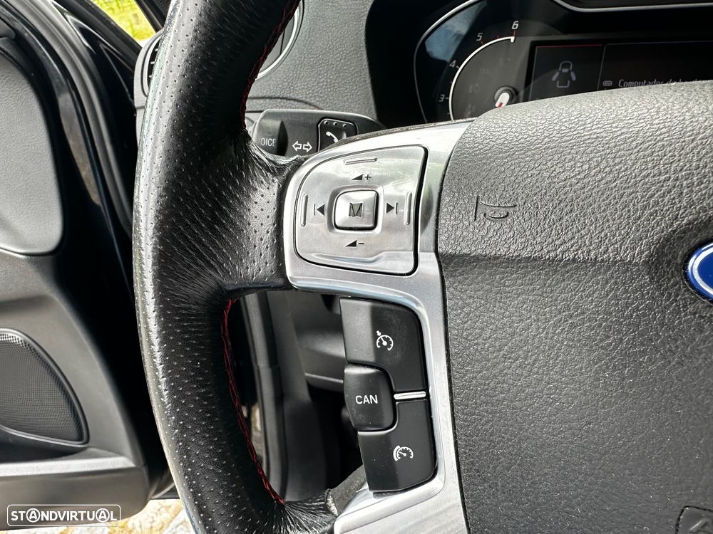 Ford S-Max 2.0 TDCi DPF Titanium - 43