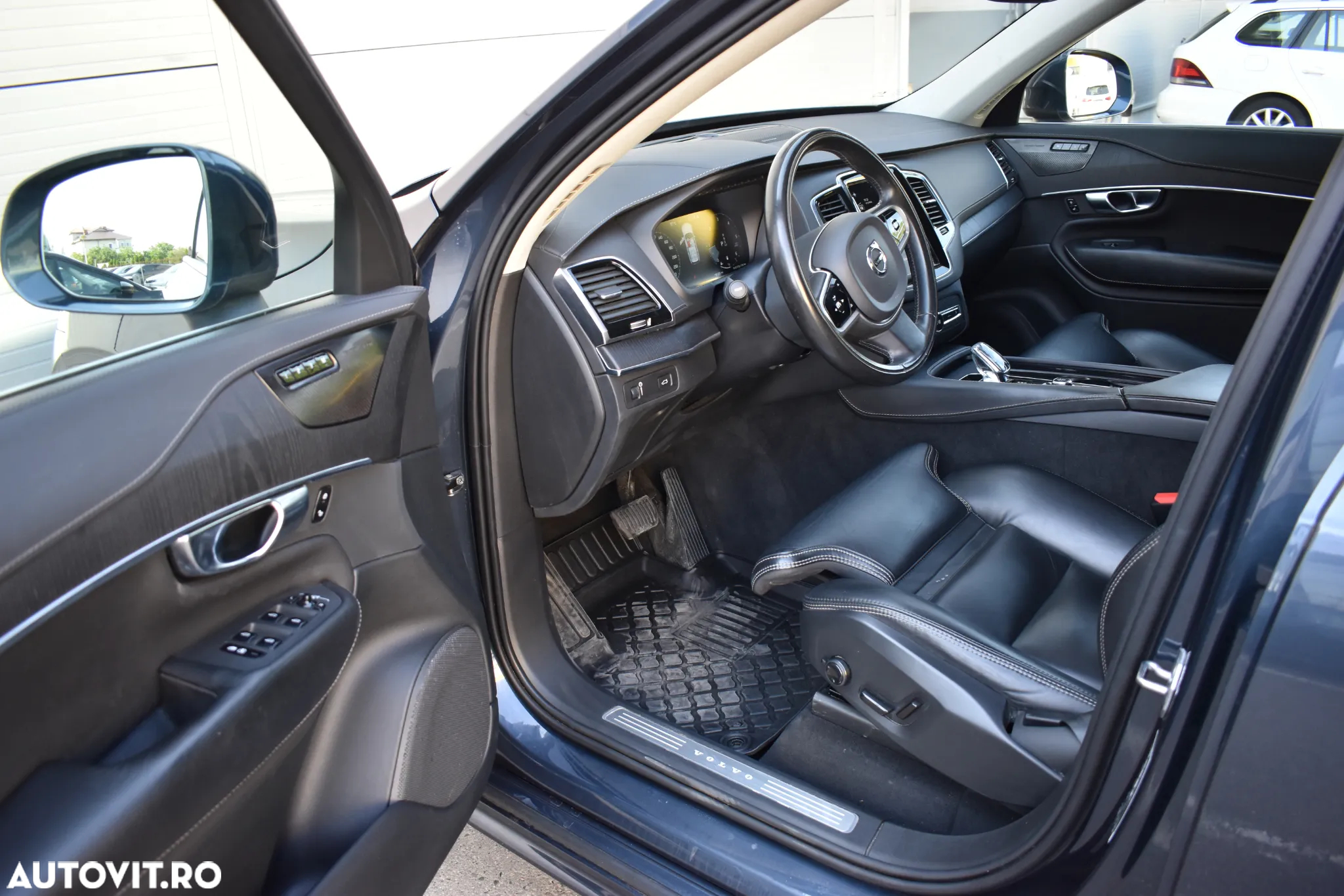 Volvo XC 90 B5 MHEV AWD 5 locuri Momentum - 18
