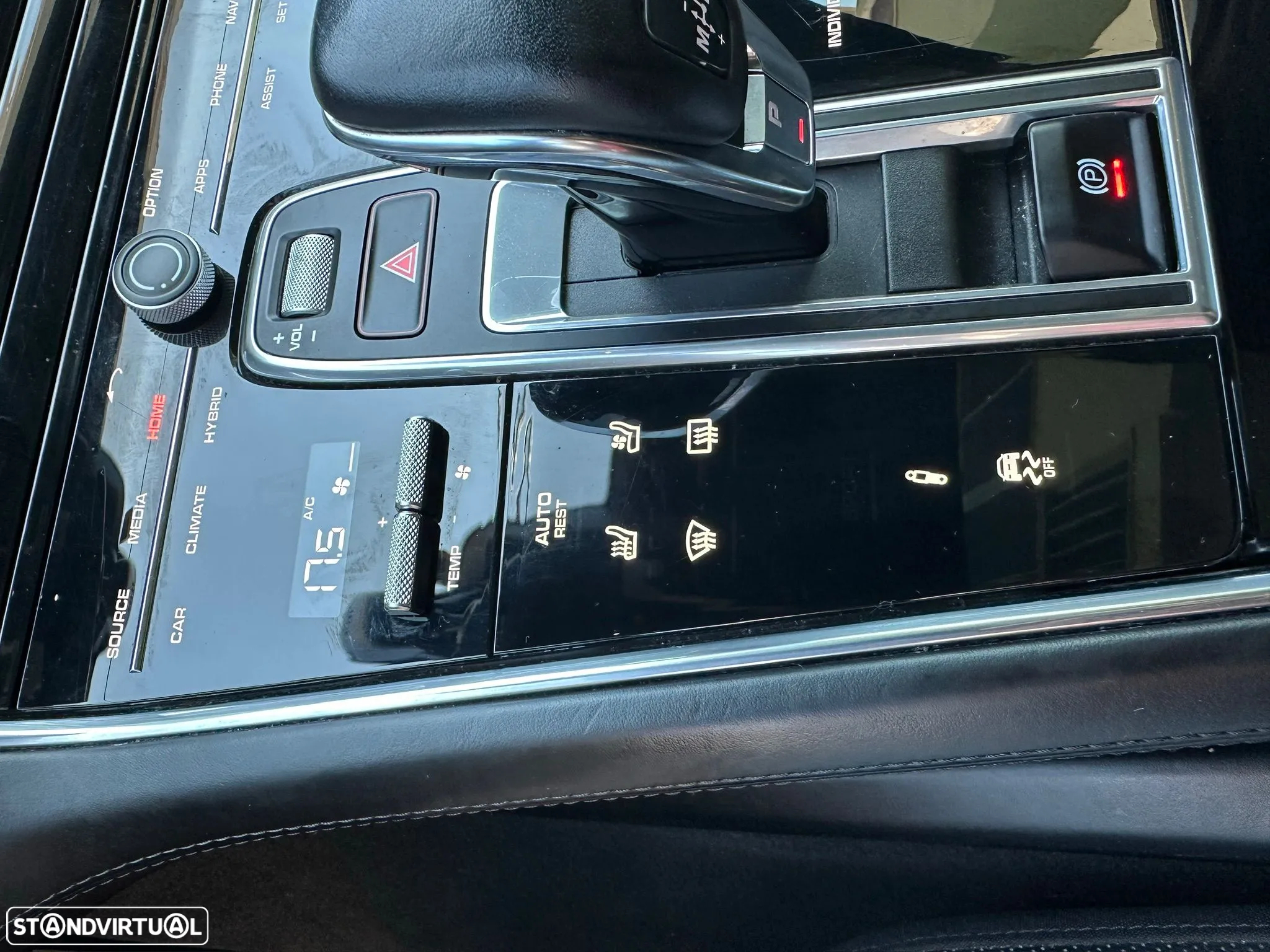Porsche Panamera 4 E-Hybrid Platinum Edition com PDLS - 25