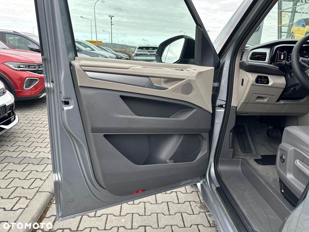 Volkswagen Multivan - 8