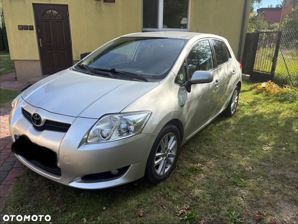 Toyota Auris - 2