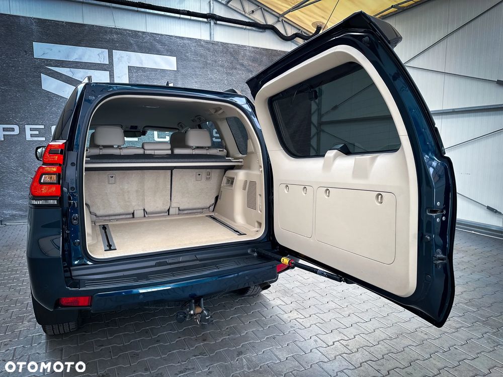 Toyota Land Cruiser LC 2.8 D-4D Invincible - 19