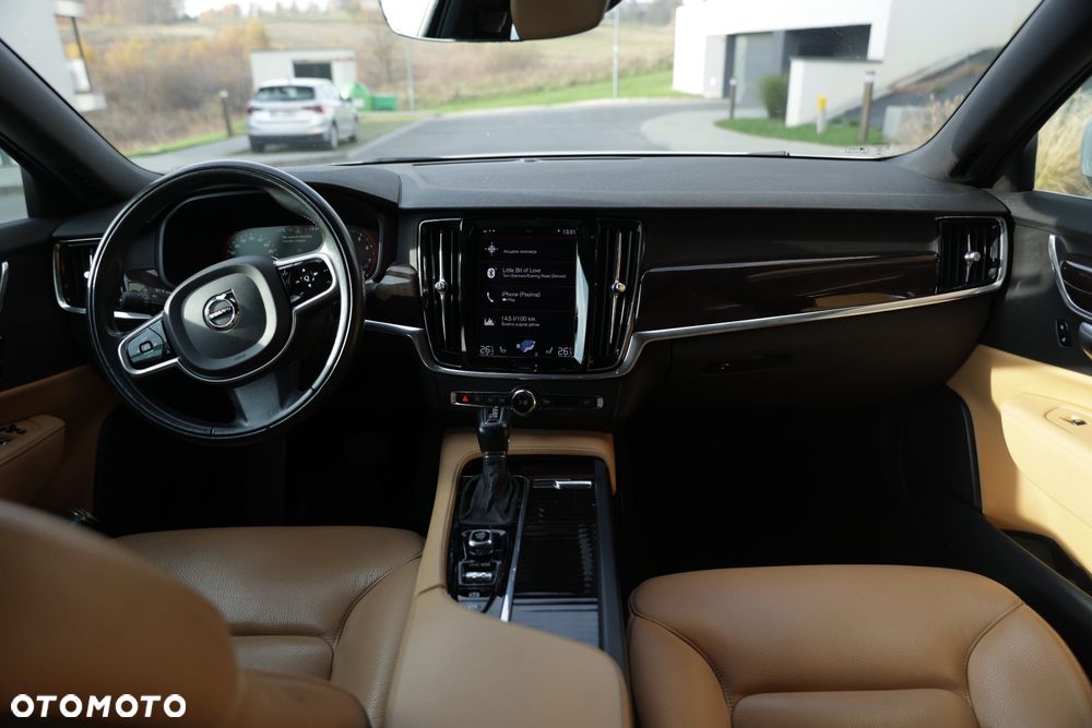 Volvo S90 T5 Geartronic Momentum Pro - 26