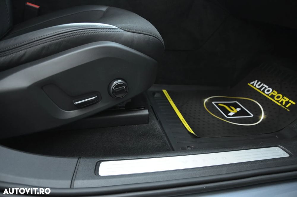 Volvo XC 60 D4 AWD Geartronic Momentum - 18