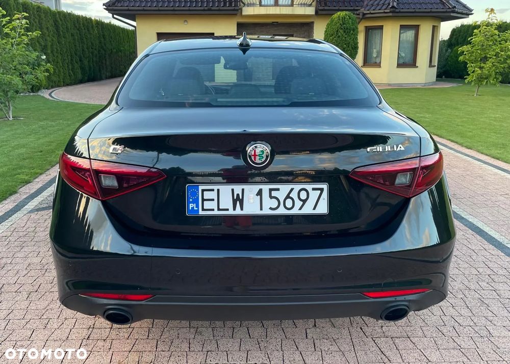 Alfa Romeo Giulia 2.0 Turbo TI Q4 - 6