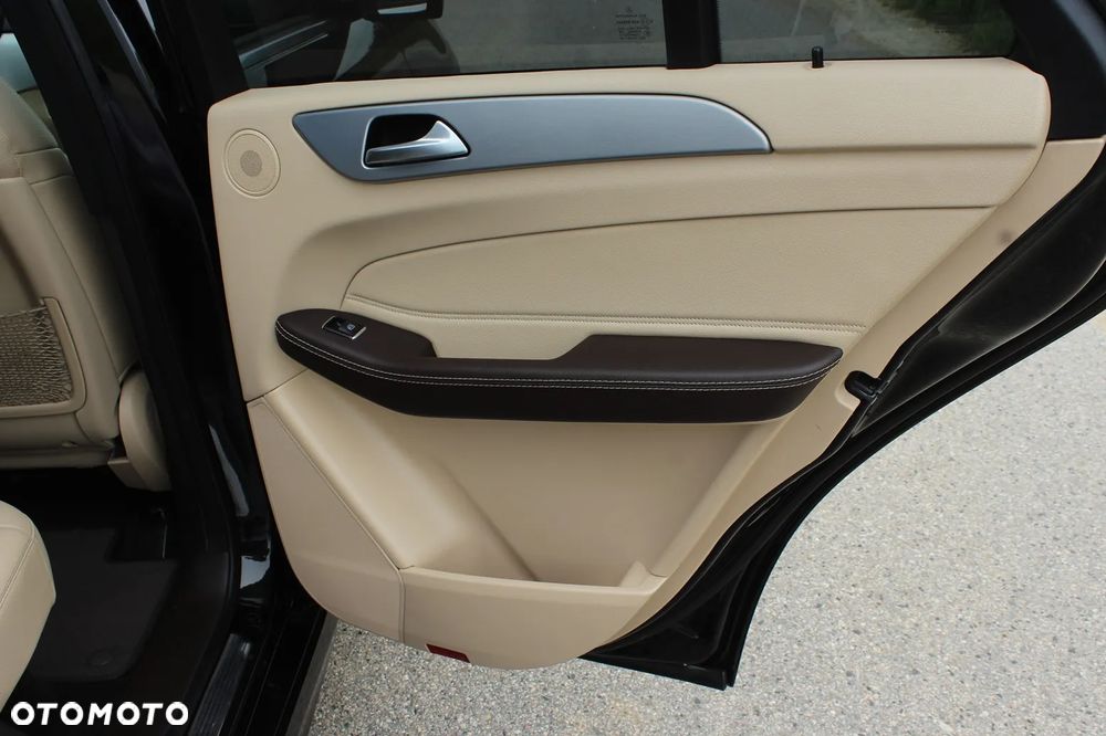 Mercedes-Benz GLE 250 d 4-Matic - 35