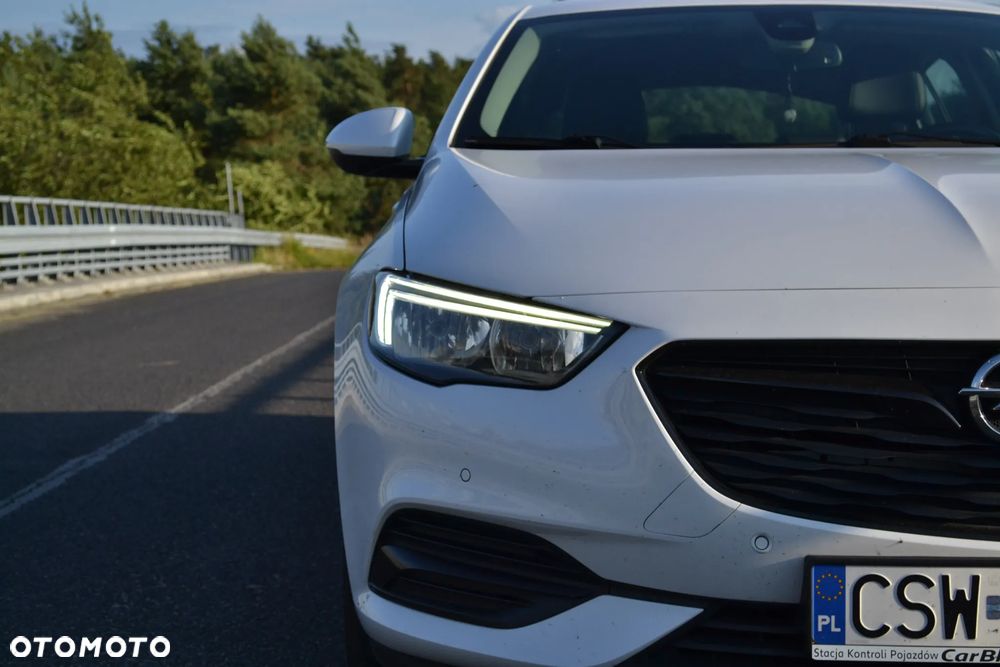 Opel Insignia 1.5 T Elite S&S Eco - 17