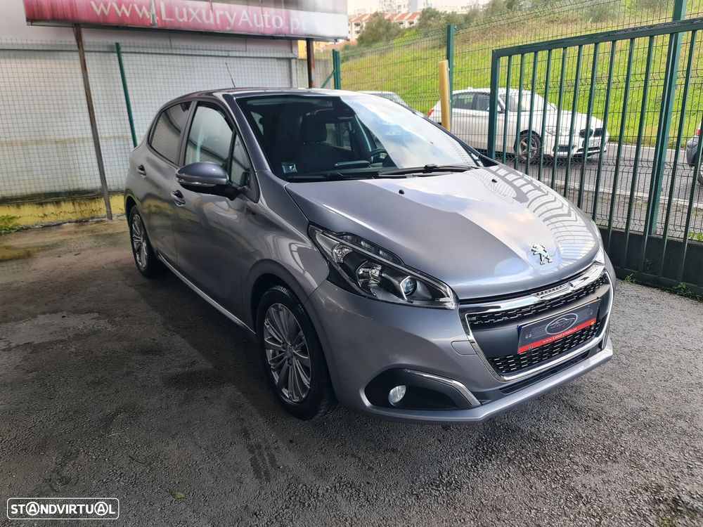Peugeot 208 1.2 PureTech Signature - 40