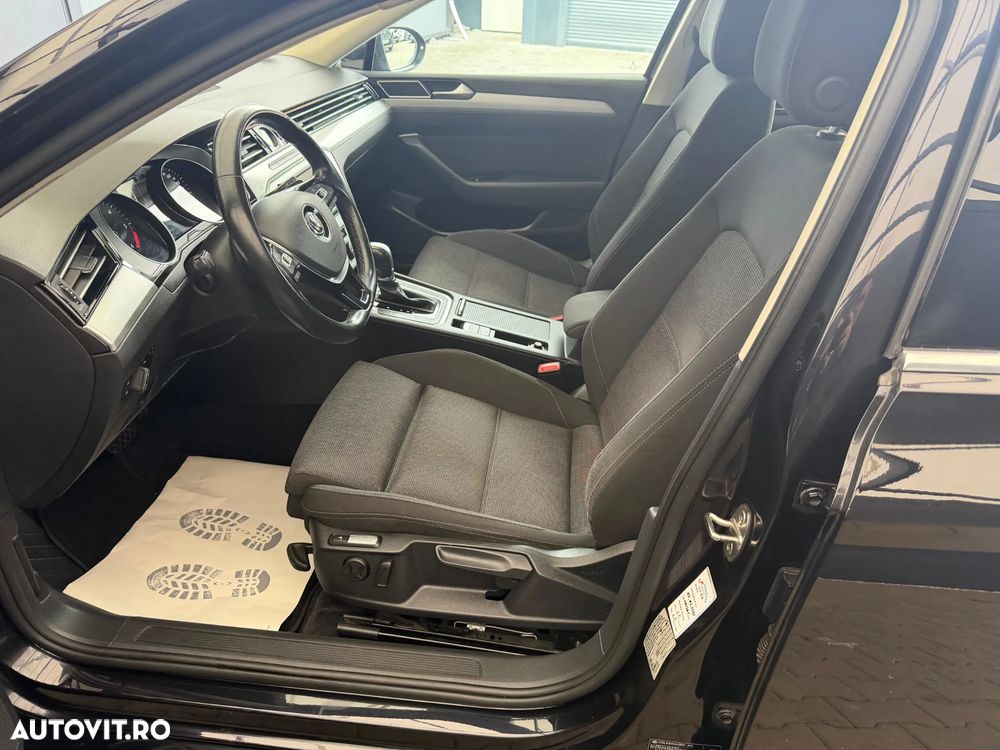 Volkswagen Passat 2.0 TDI SCR DSG BlueMotion Comfortline - 13
