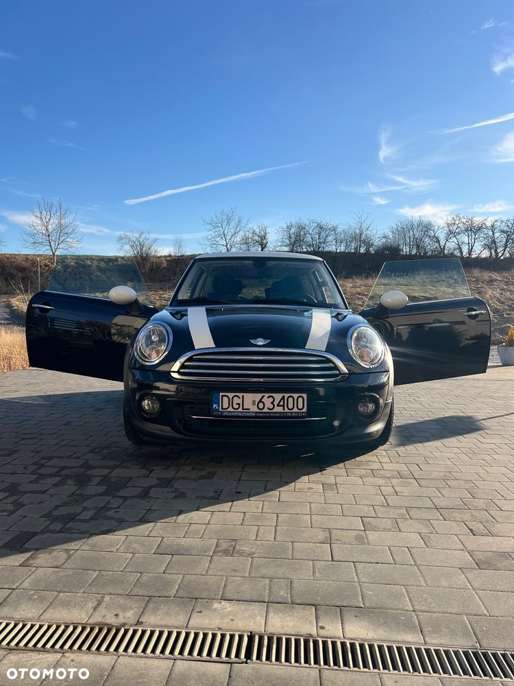 MINI Cooper Standard - 1