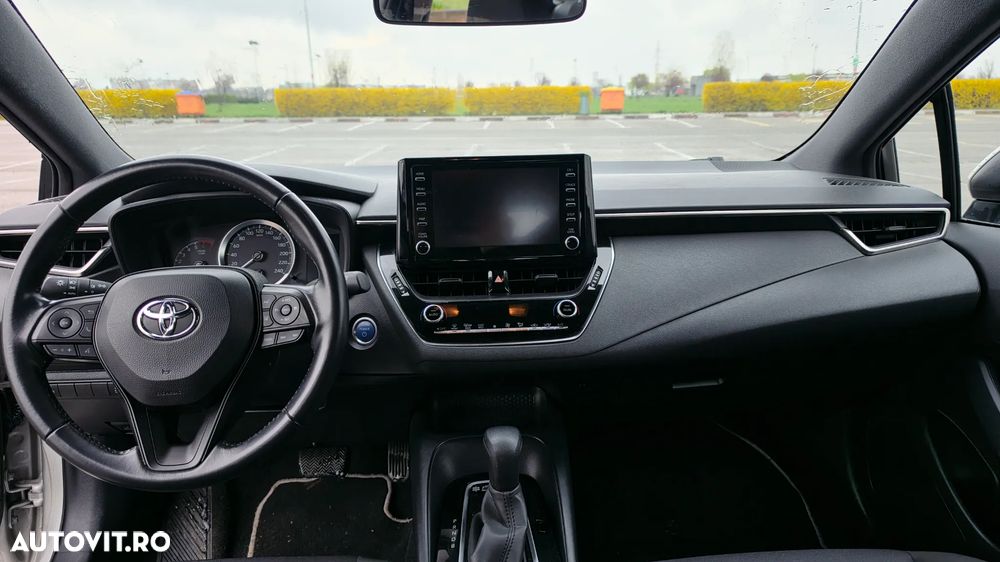 Toyota Corolla 1.8 HSD Dynamic - 11