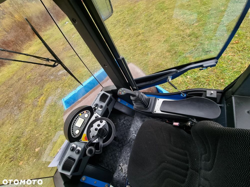 Bomag Walec Terenowy 8 ton BOMAG BW177 D-5 Import Norwegia 2018r 538 Mtg silnik Kubota 4cyl. Nie różni się od Nowego z salonu! Klima serwisy w Dekra Zero zniszczeń IGŁA !! - 40