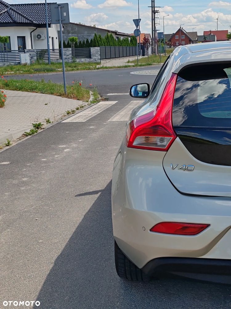 Volvo V40 T2 Kinetic - 7