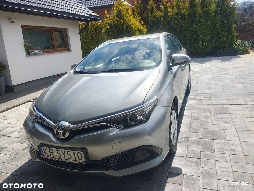 Toyota Auris 1.33 VVT-i Active - 1