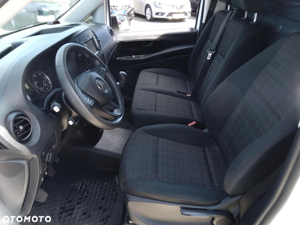 Mercedes-Benz vito - 12