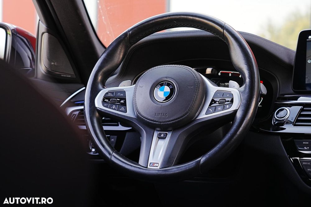 BMW Seria 5 530d xDrive AT MHEV - 8