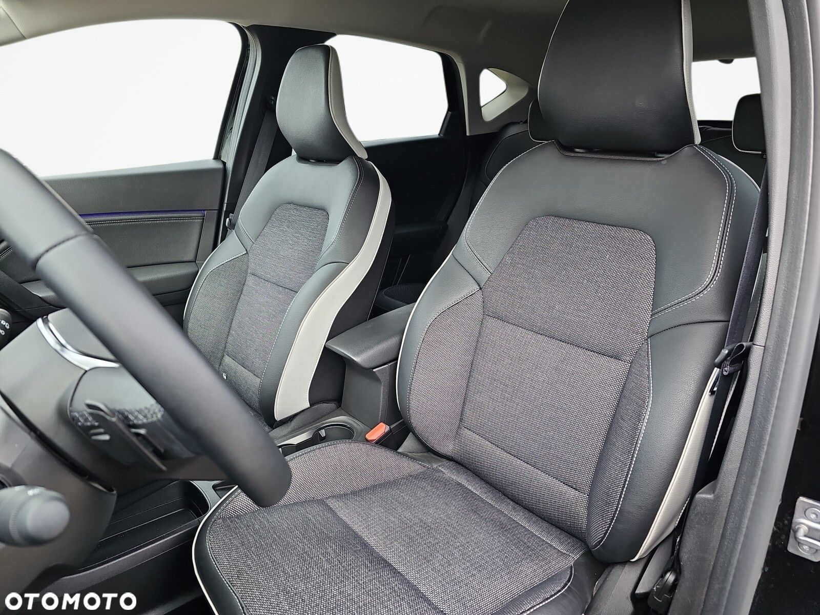 Renault Captur - 12