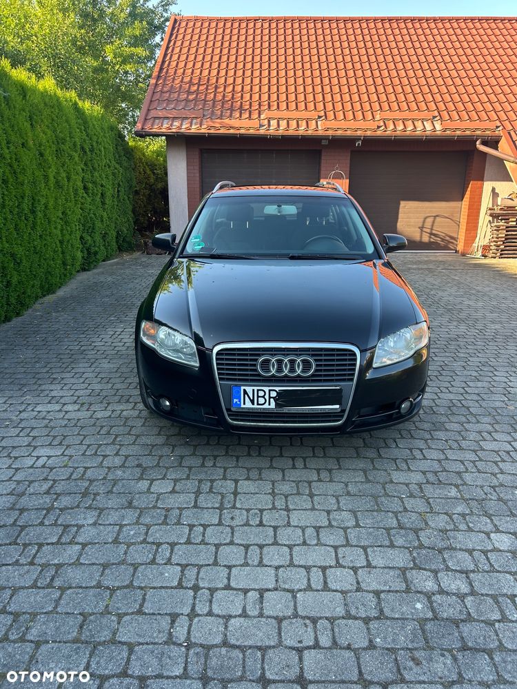 Audi A4 Avant 2.0 TDI DPF - 1
