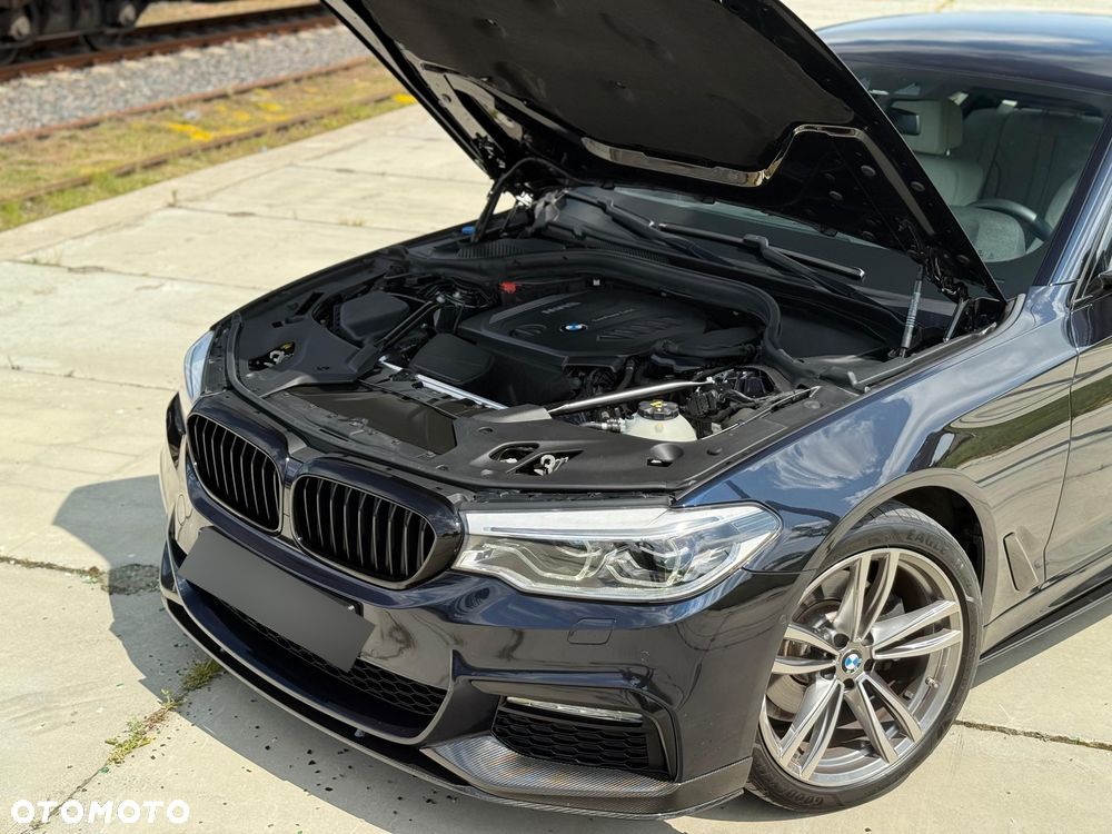 BMW Seria 5 520d xDrive M Sport sport - 36