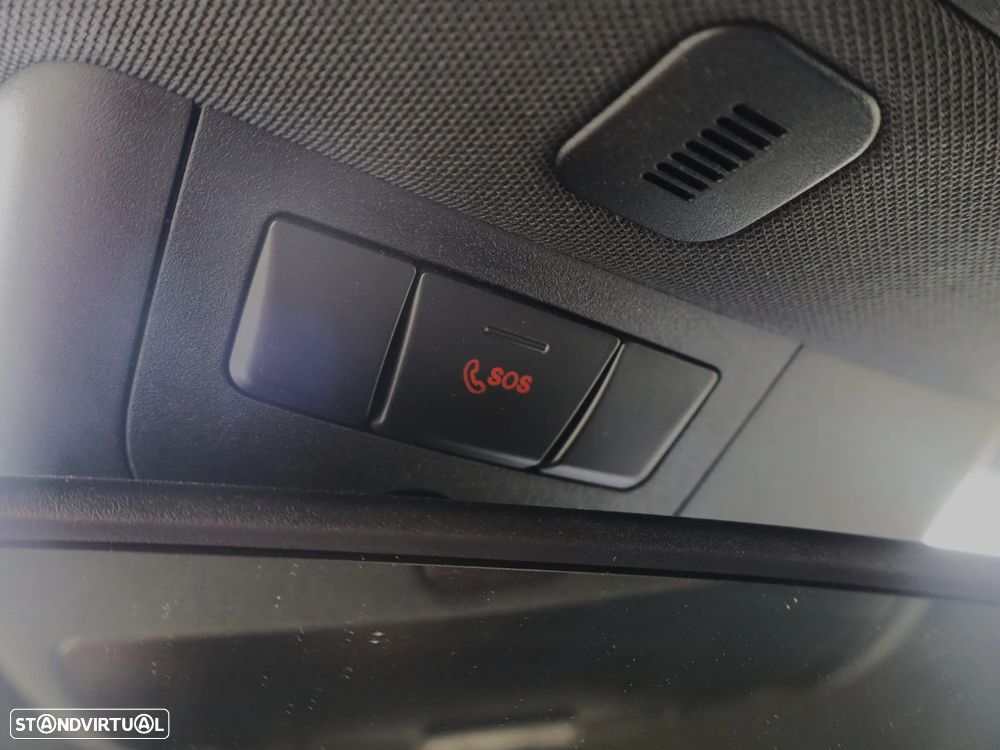 Mercedes-Benz GLA 180 d AMG Line - 18