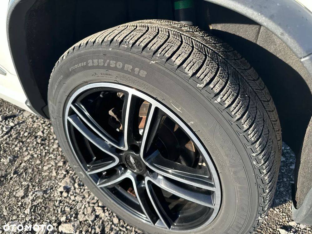 Volkswagen Tiguan 2.0 TDI SCR 4MOTION BlueMotion Technology DSG Sport & Style - 16