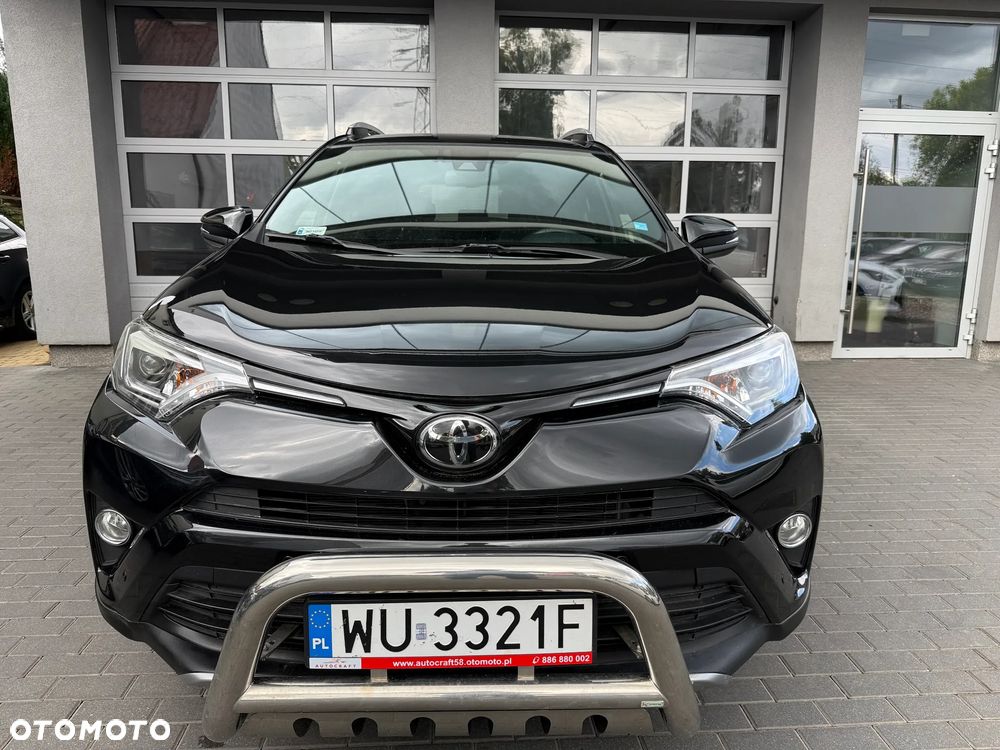 Toyota RAV4 2.0 D-4D Premium 4x2 - 2
