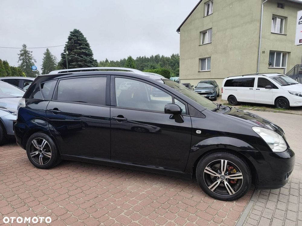 Toyota Corolla Verso - 10