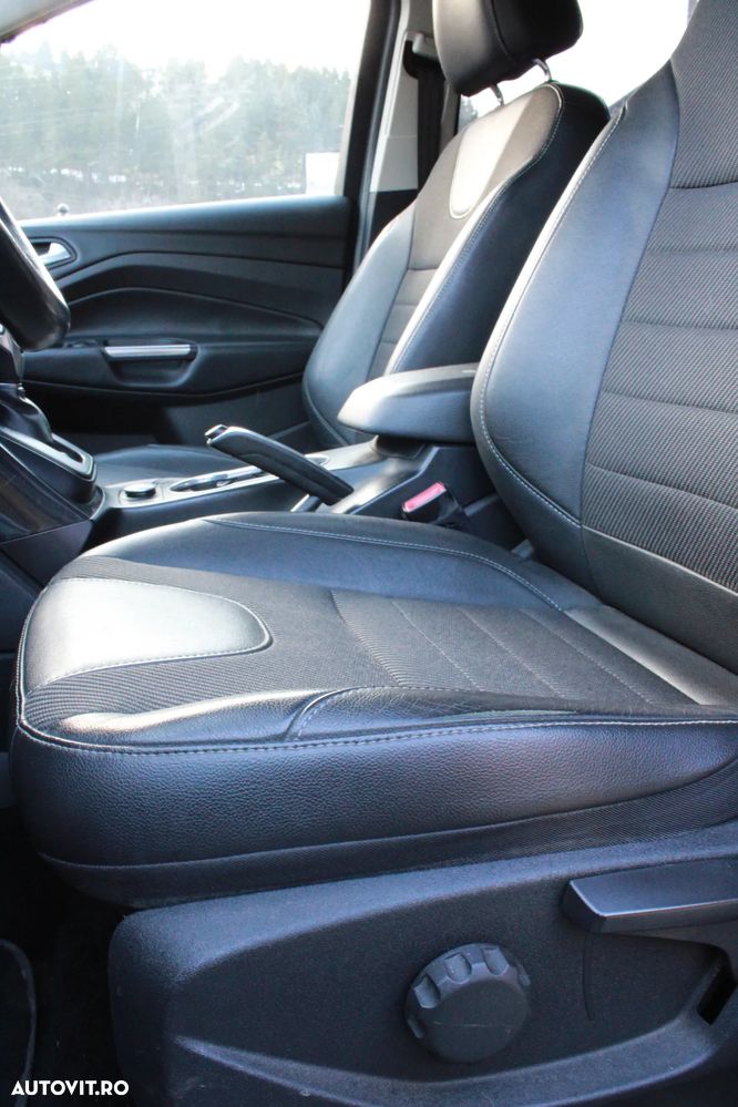 Ford Kuga 2.0 TDCi 4x4 Aut. Titanium - 14
