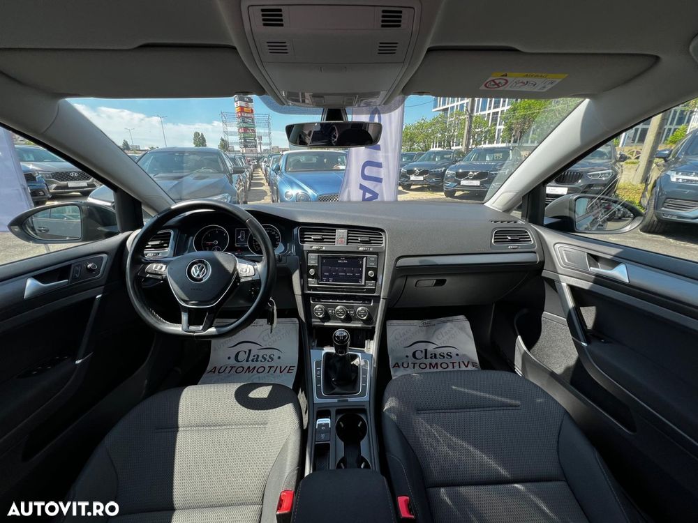 Volkswagen Golf 1.6 TDI Comfortline - 4