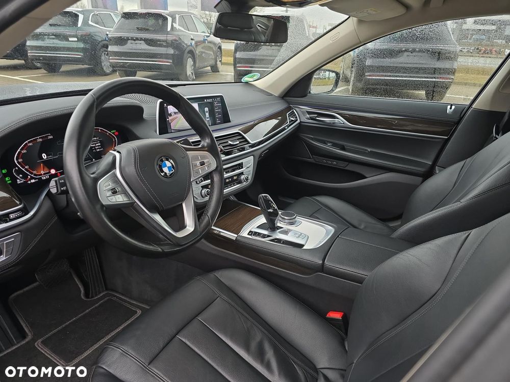 BMW Seria 7 730d - 21