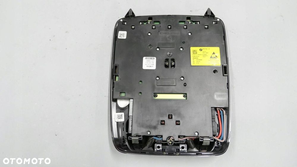 BMW G01 G02 G30 G31 LAMPKA OŚWIETLENIE WNĘTRZA KABINY PODSUFITKI 9472154 - 8