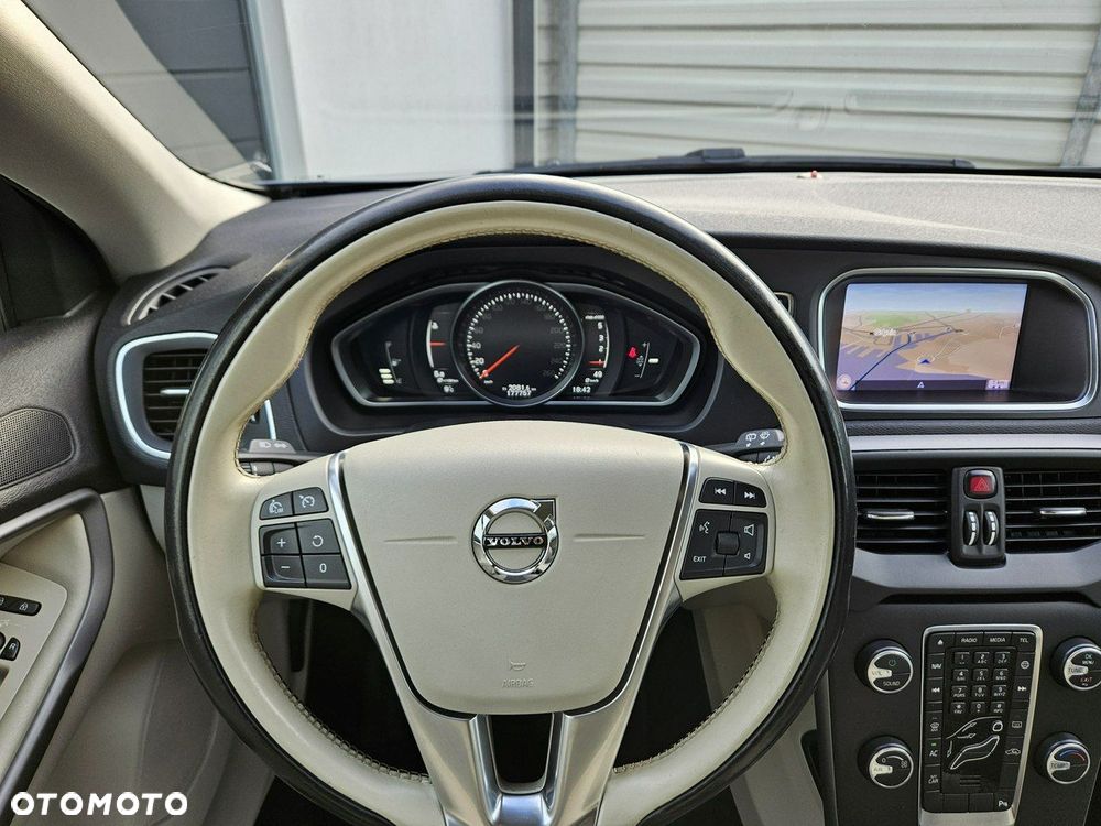 Volvo V40 D2 Drive-E SCR Dynamic Edition - 34
