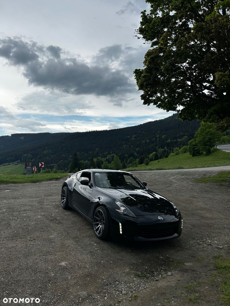 Nissan 370 Z - 14