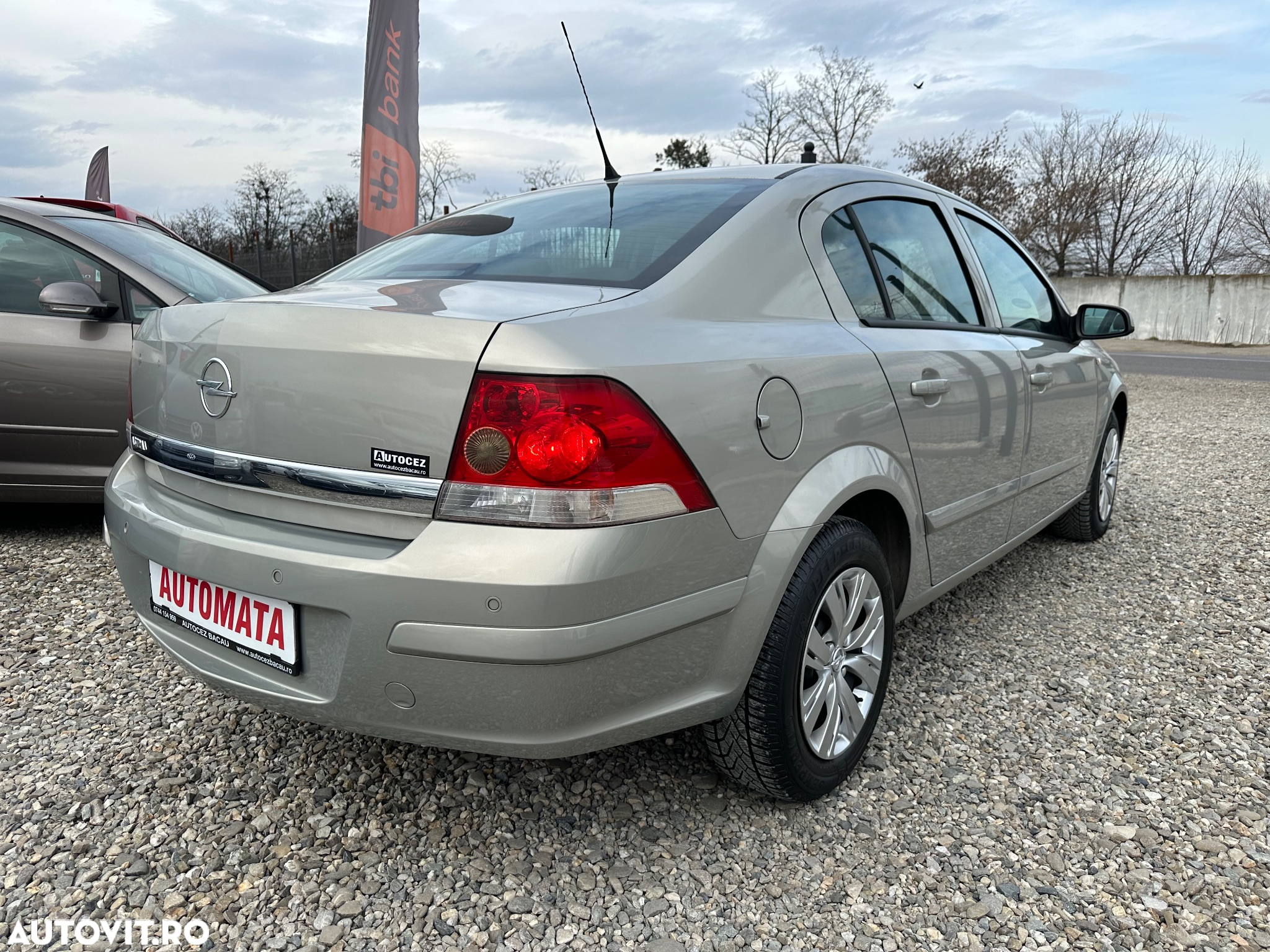Opel Astra 1.6 Automatik Selection - 3