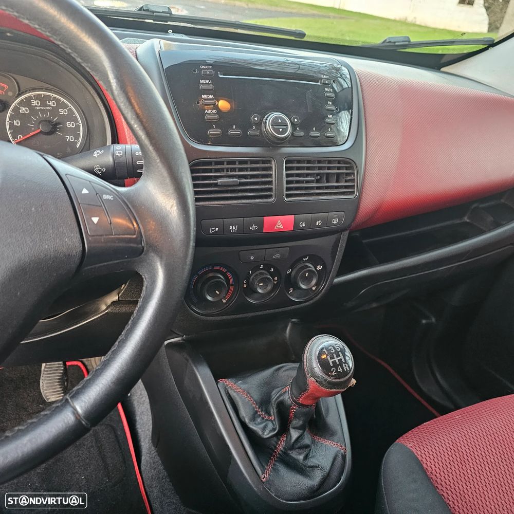 Fiat Doblo 1.3 M-Jet 7L Start&Stop - 19