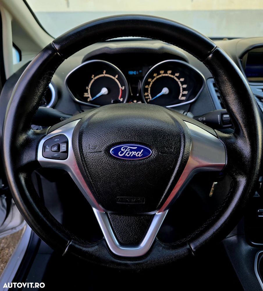 Ford Fiesta 1.6 TDCI Econetic - 19