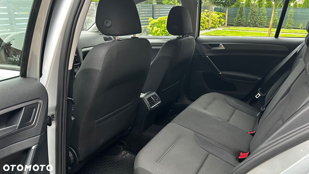 Volkswagen Golf VII 1.6 TDI BMT Comfortline - 26