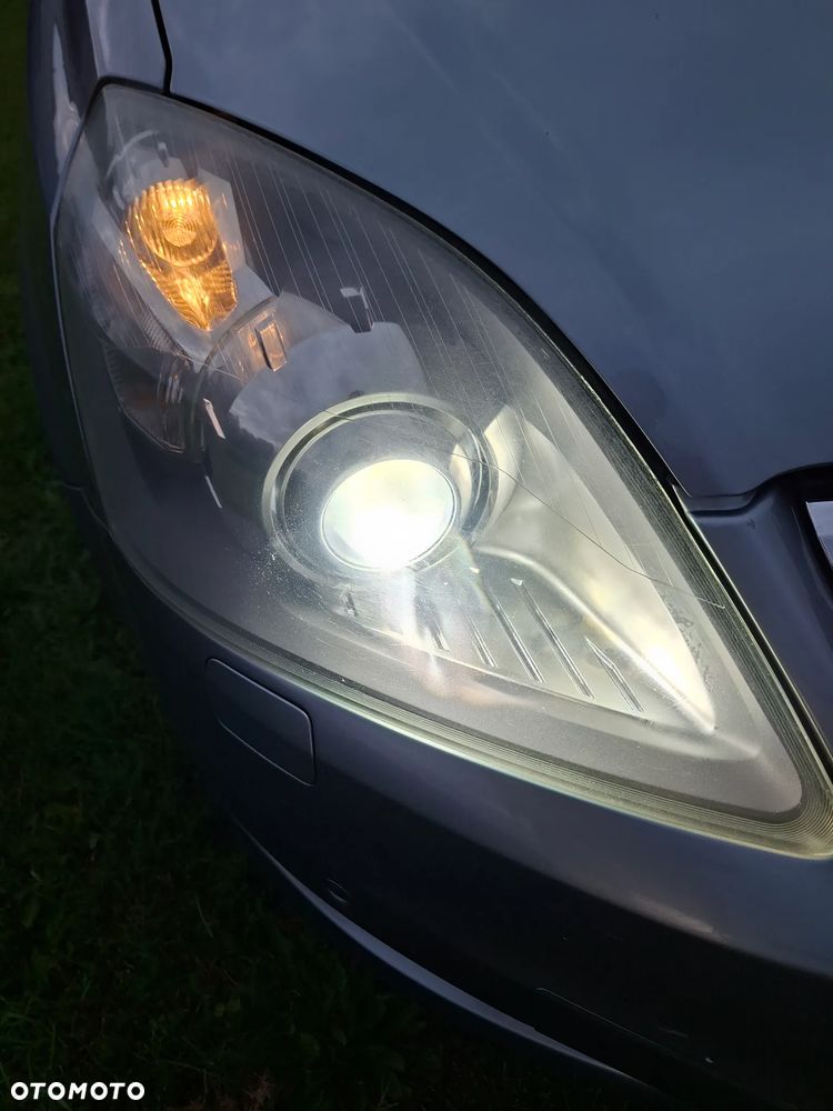 Opel Zafira 2008