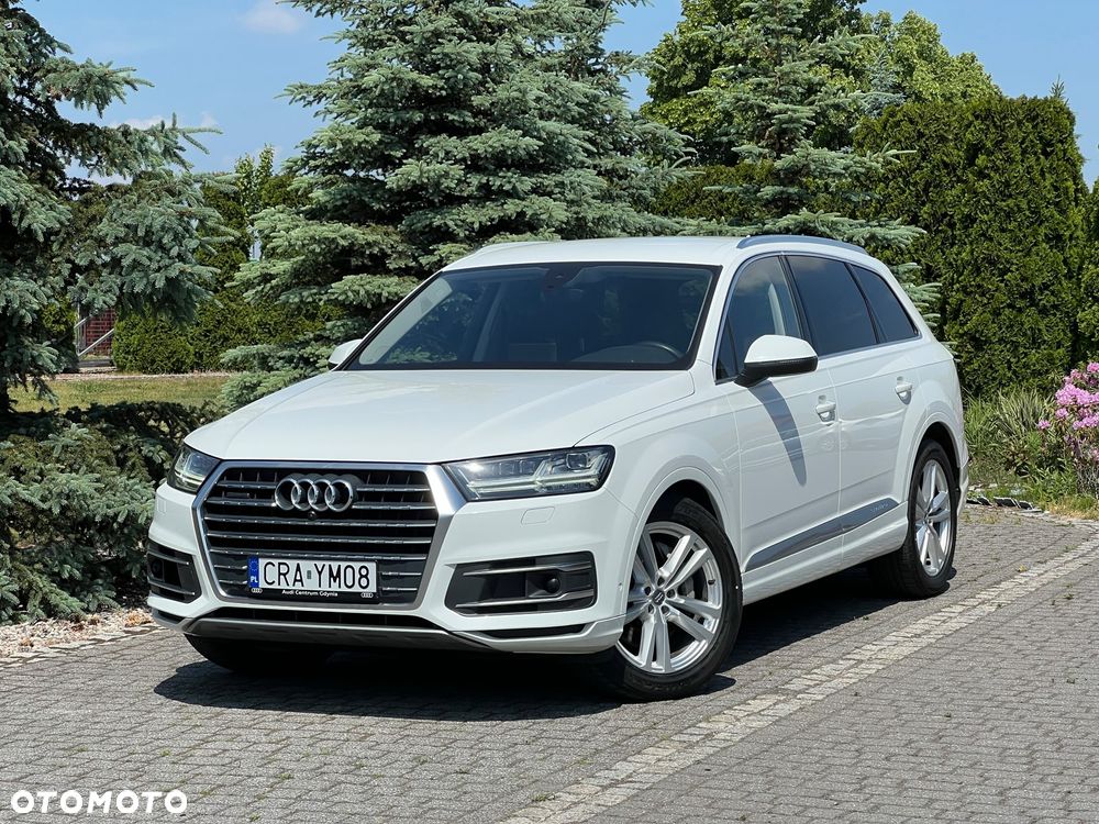 Audi Q7 - 1