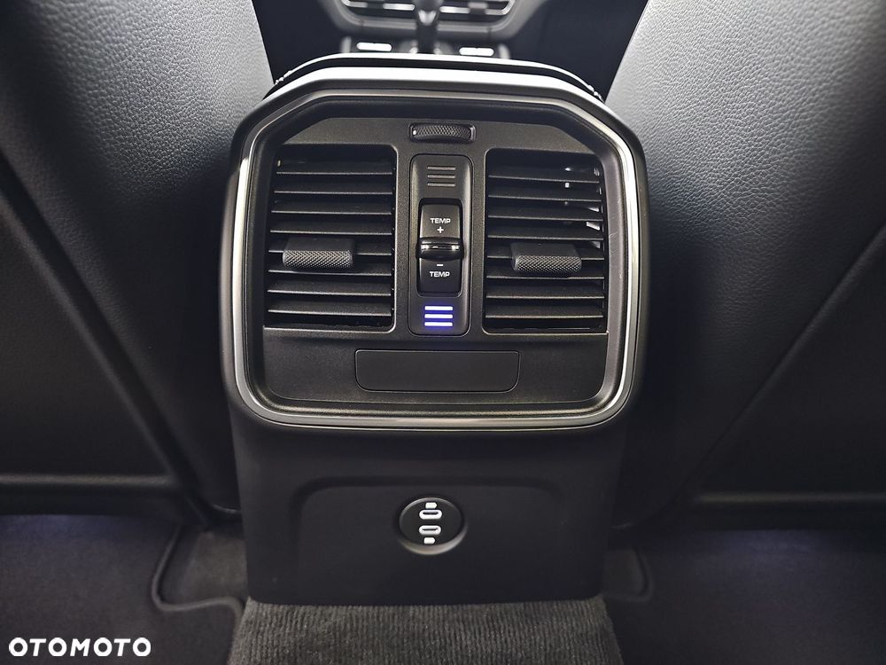 Porsche Macan Standard - 35