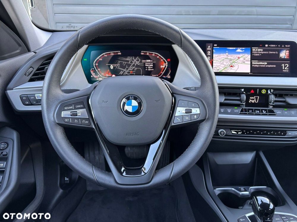 BMW Seria 1 - 21
